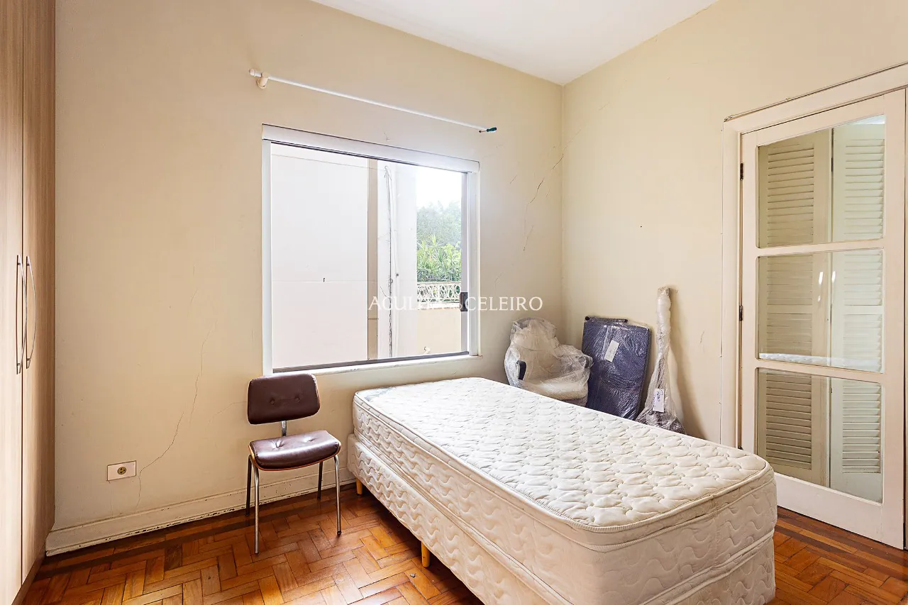 casa-espacosa-a-venda-no-jardim-paulistano-15898-11