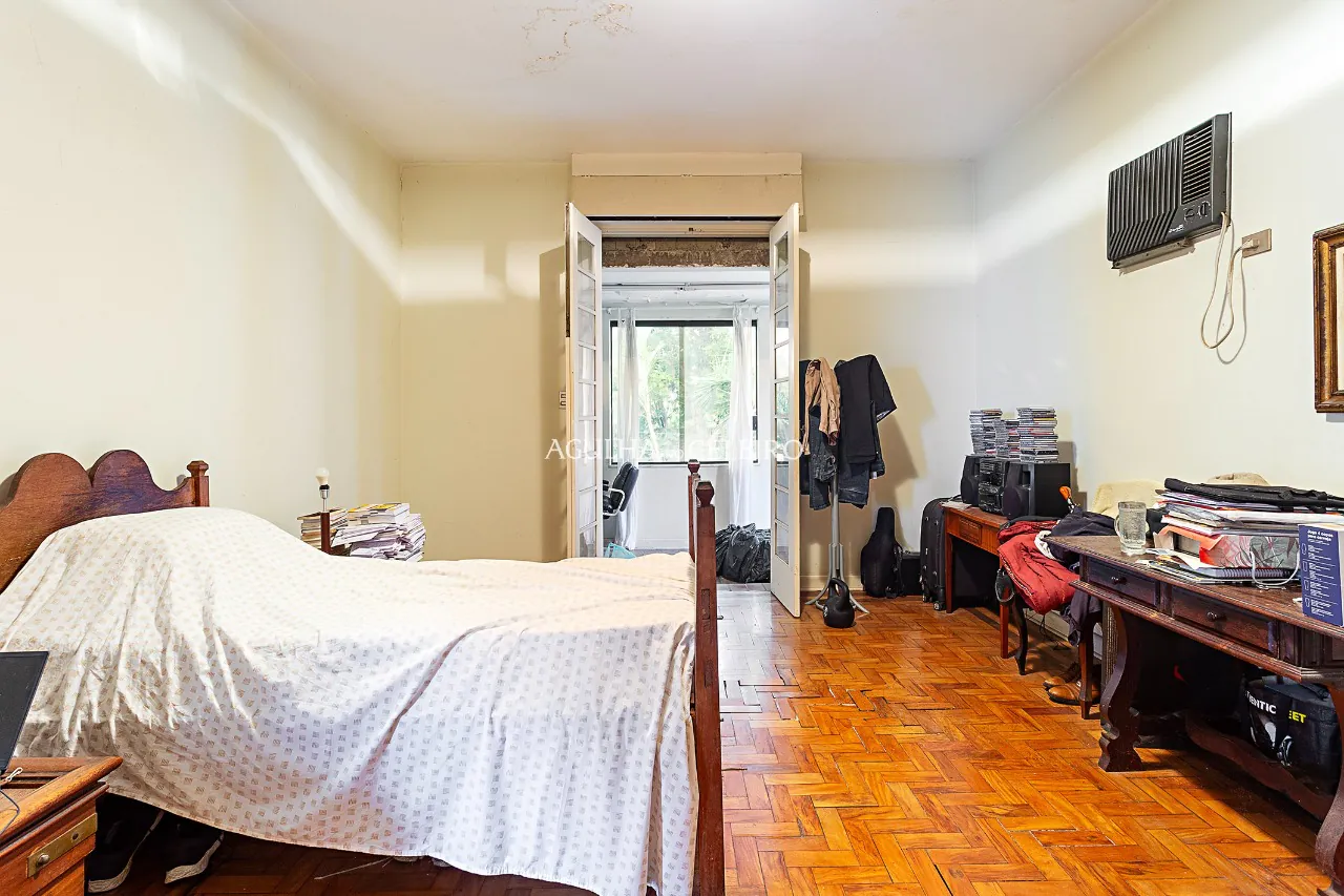 casa-espacosa-a-venda-no-jardim-paulistano-15898-12