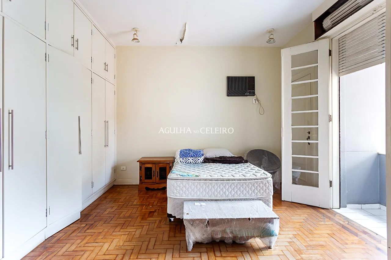 casa-espacosa-a-venda-no-jardim-paulistano-15898-13