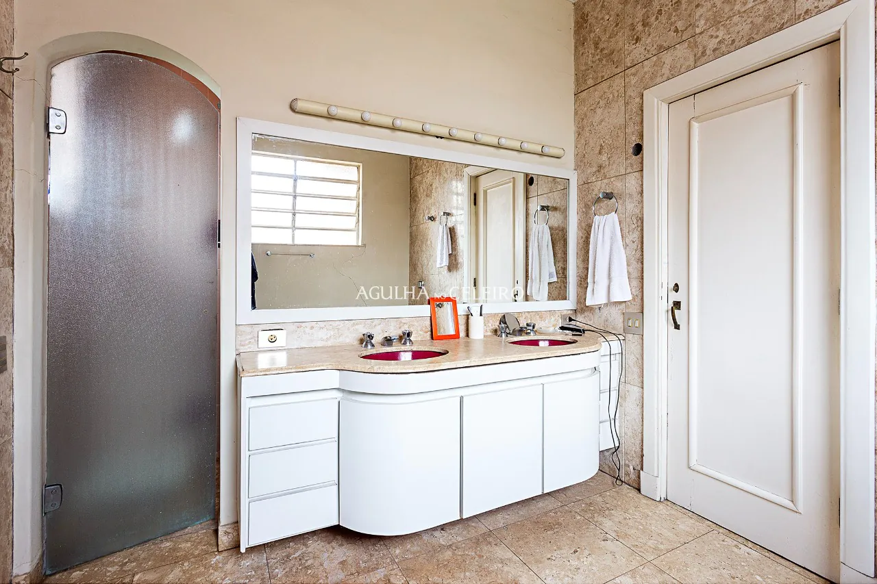 casa-espacosa-a-venda-no-jardim-paulistano-15898-14