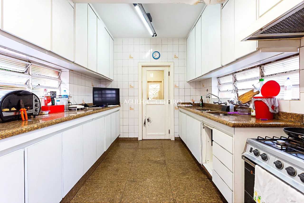 casa-espacosa-a-venda-no-jardim-paulistano-15898-9