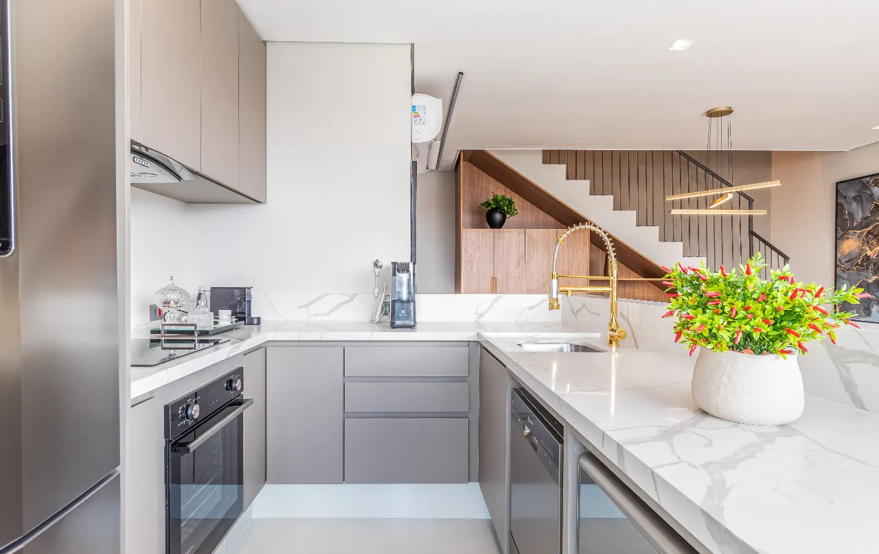 duplex-totalmente-mobiliado-com-uma-reforma-descolada-e-vista-de-tirar-o-folego-no-itaim-bibi-15814-5