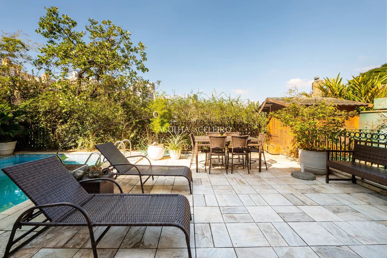 Linda casa em localização privilegiada – 13966 - DSC_6021