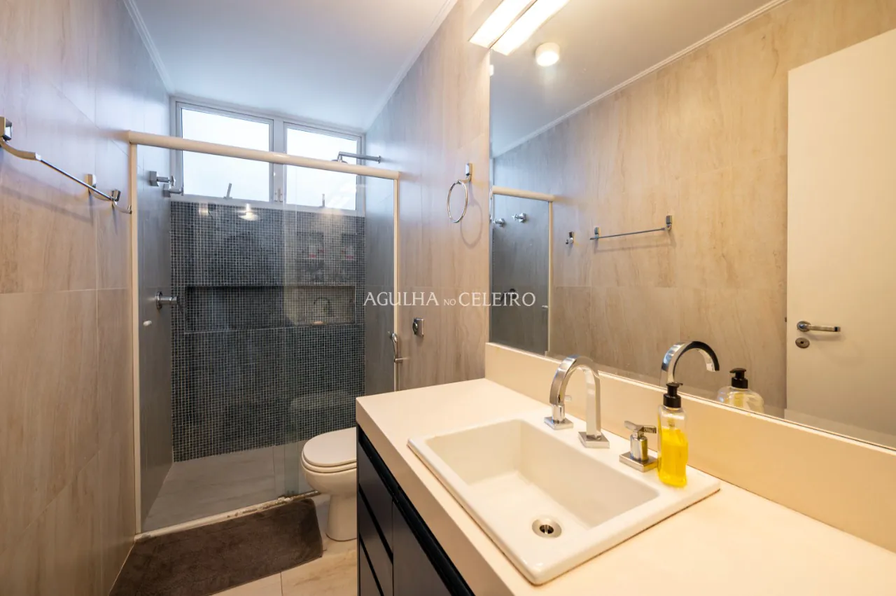 Linda casa em localização privilegiada – 13966 - DSC_6064