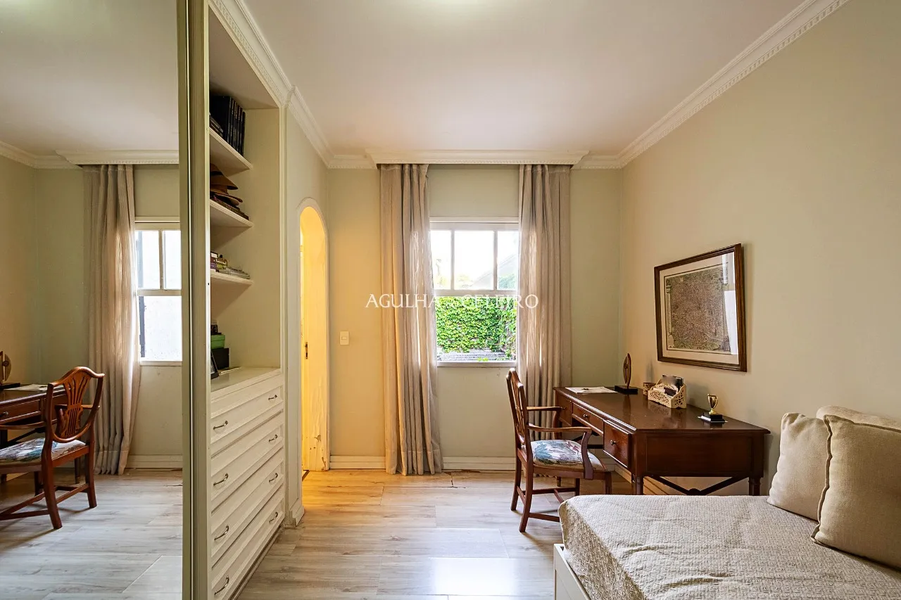 Casa deliciosa numa das melhores ruas do Jardim Paulista – 14545