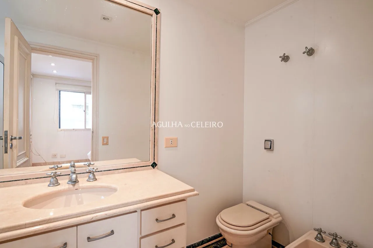 Apartamento a Venda na melhor rua da Vila Nova Conceicao – 16431 - WhatsApp Image 2024-05-14 at 16.07