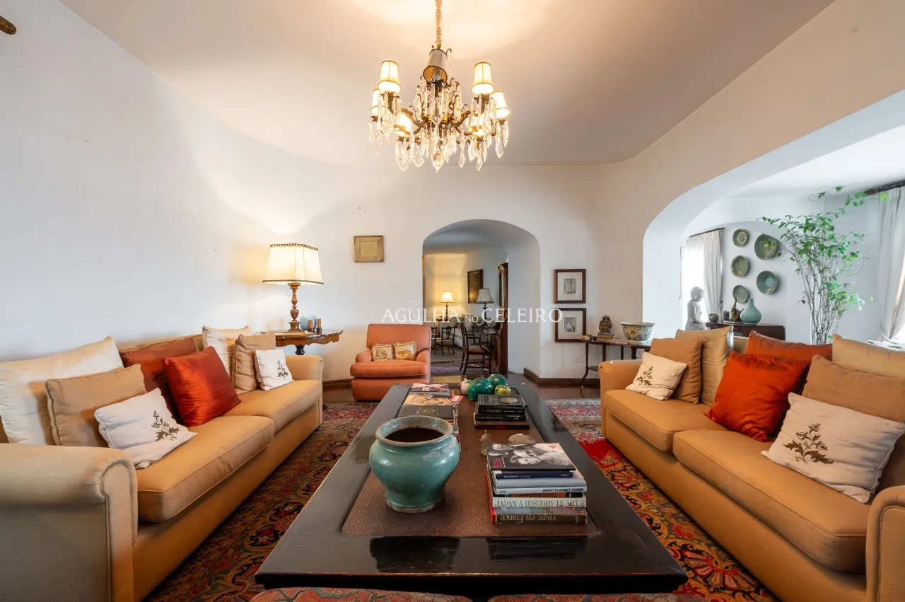 Apartamento amplo e com varanda para reforma na melhor rua do Jardim Paulista – 21158