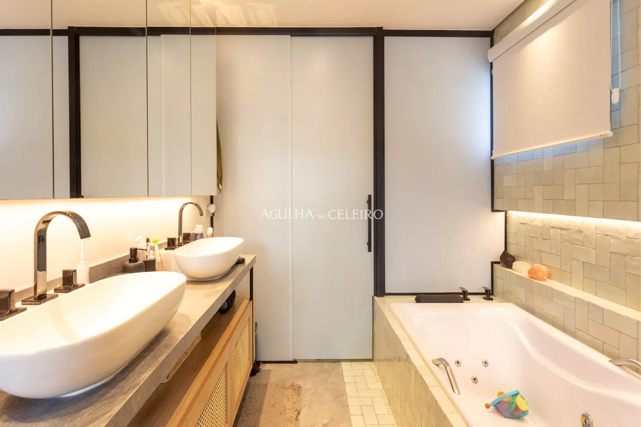 Belíssimo apartamento com ambientes amplos e espaçosos. – AP3716 - _MG_0809