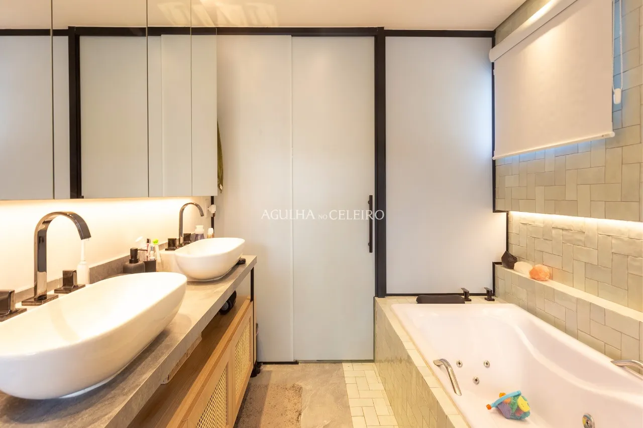 Belíssimo apartamento com ambientes amplos e espaçosos. – AP3716 - _MG_0809