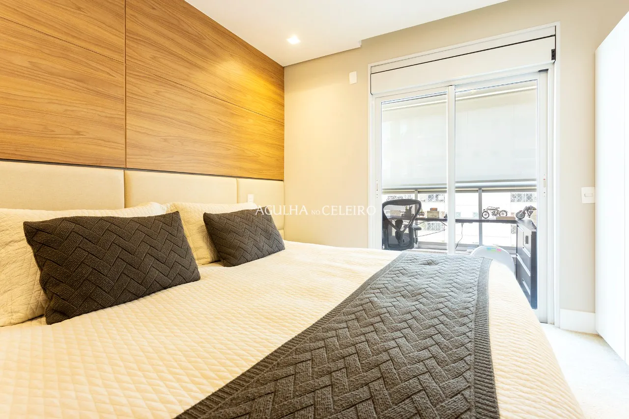 Apartamento lindo com pé no parque à venda na Vila Nova Conceição. – AP8404