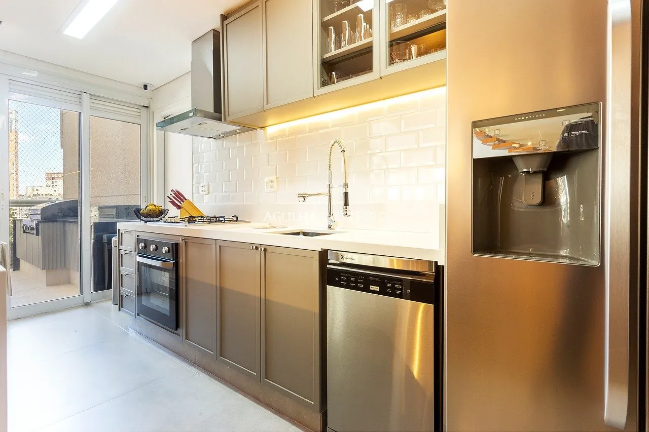 Apartamento lindo com pé no parque à venda na Vila Nova Conceição. – AP8404