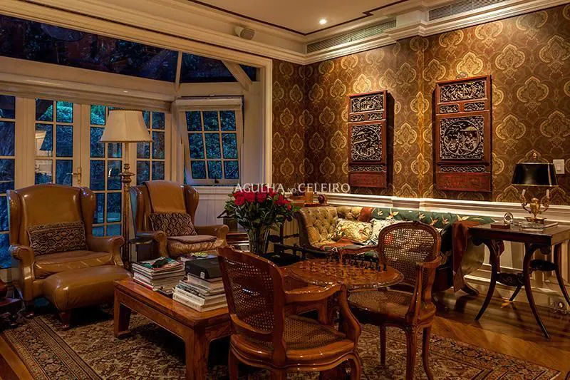 Venda/Jardim América: Casa década 40 modernizada e restaurada por arquiteto de renome Sig Bergamin – CA1082