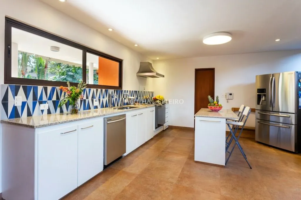 Venda/Alto de Pinheiros: verão o ano inteiro – CA1106