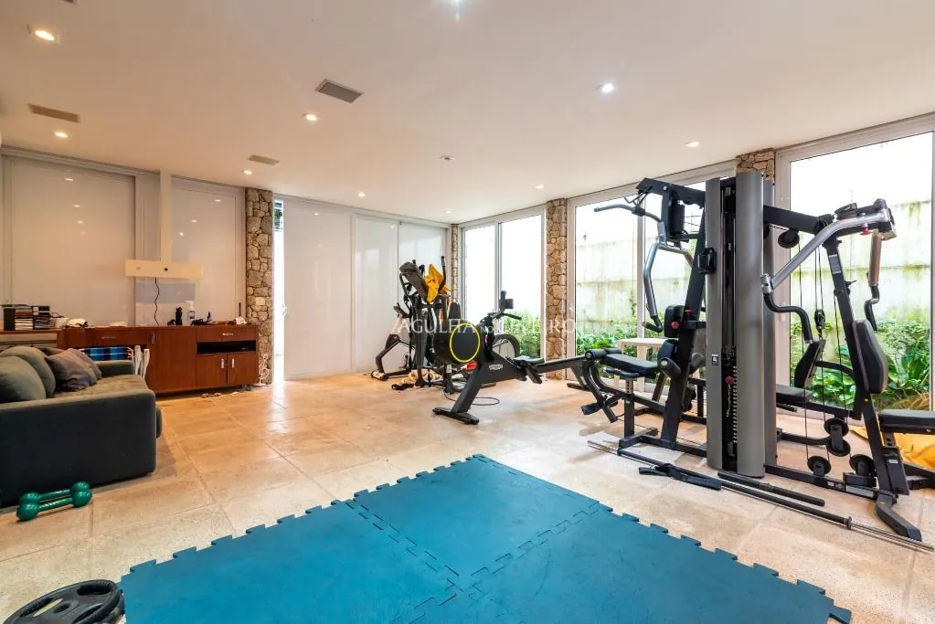 Casa fantástica na melhor localização da Vila Nova Conceição. – CA1173