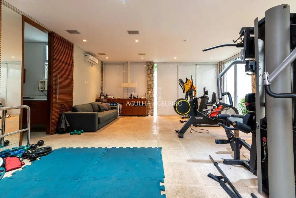 Casa fantástica na melhor localização da Vila Nova Conceição. – CA1173