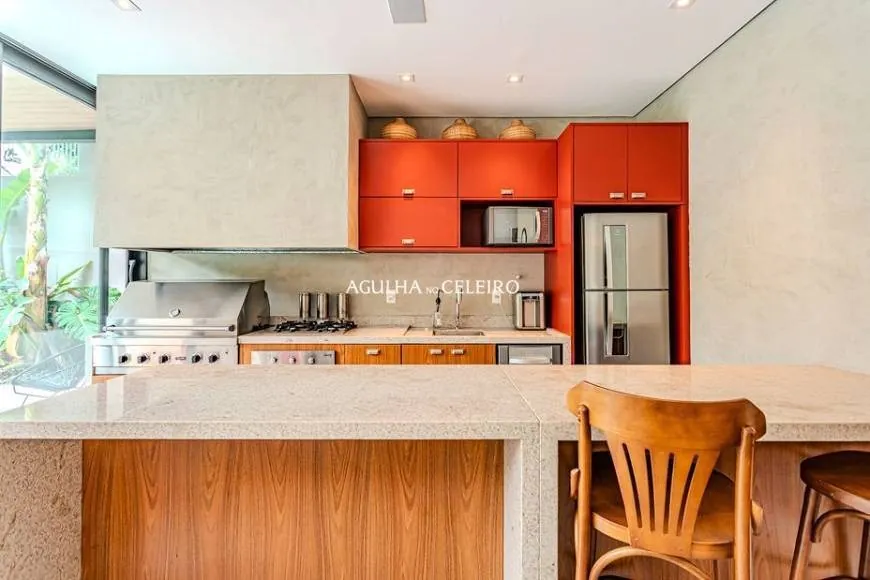 casa-com-piscina-a-venda-em-cidade-jardim-16081-10