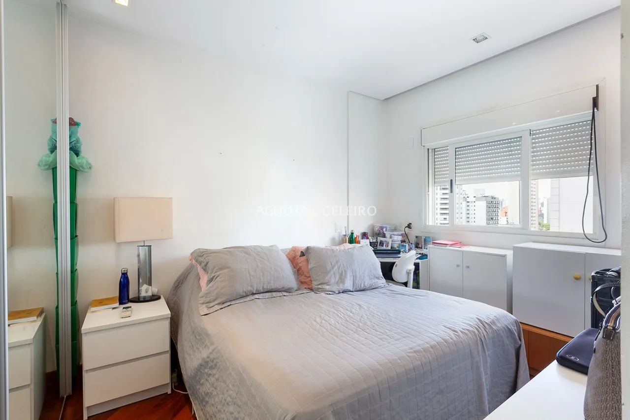 Apartamento com planta excelente em condomínio desejado à venda em Moema. – 15090 - _MG_0003