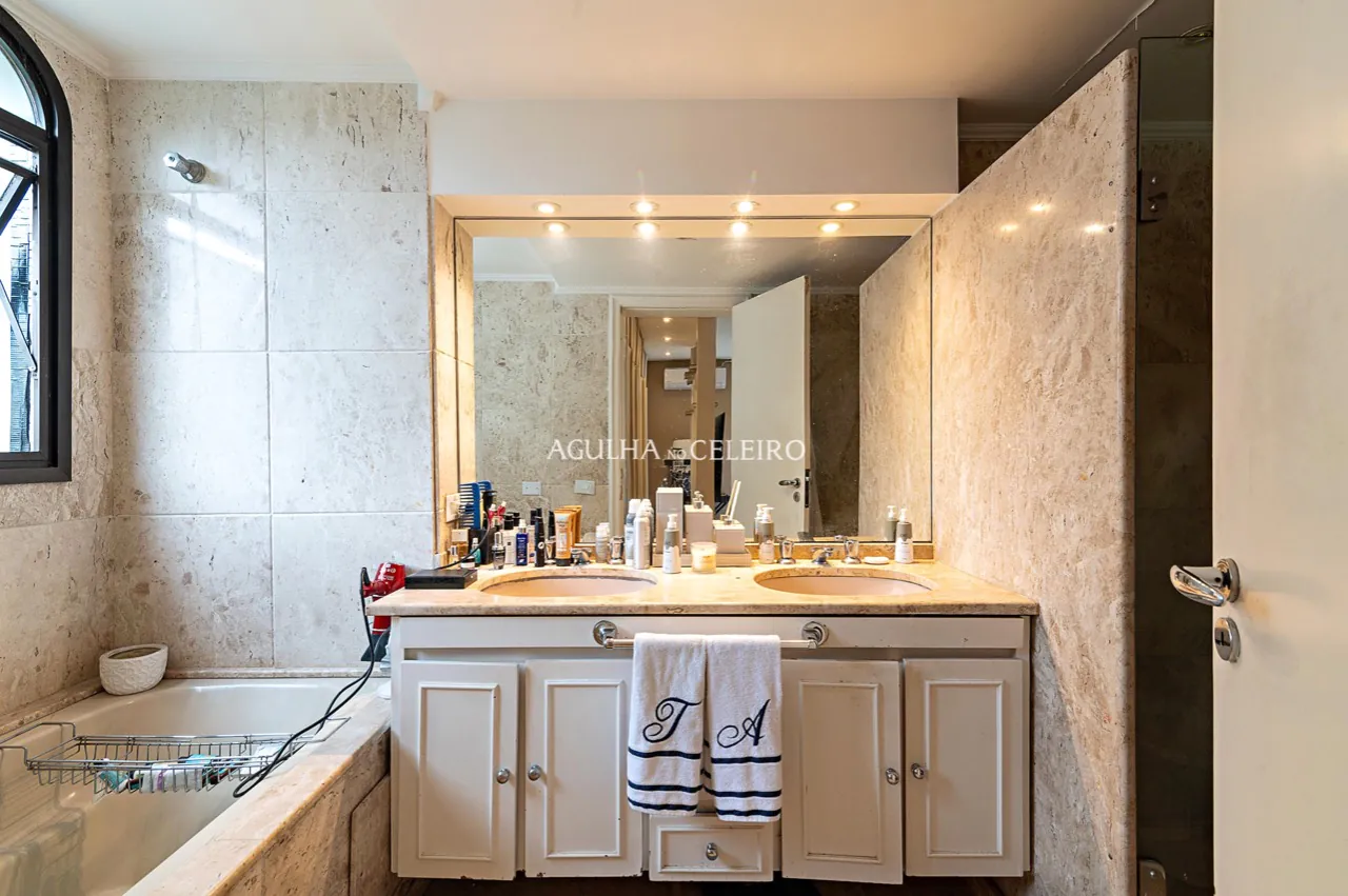 Apartamento para venda no melhor do Itaim. – 15973 - DSC_8740