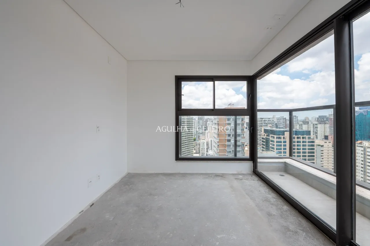 Cobertura com vista para o Parque Ibirapuera à venda em Moema. – 9616