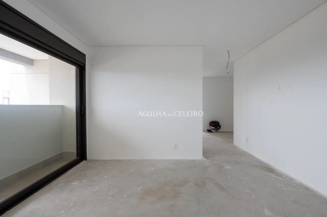 Cobertura com vista para o Parque Ibirapuera à venda em Moema. – 9616