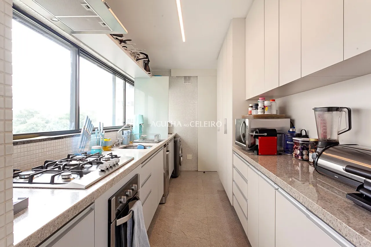 Obra de arte assinada por Márcio Kogan à venda no Itaim – AP1056 - _MG_0437