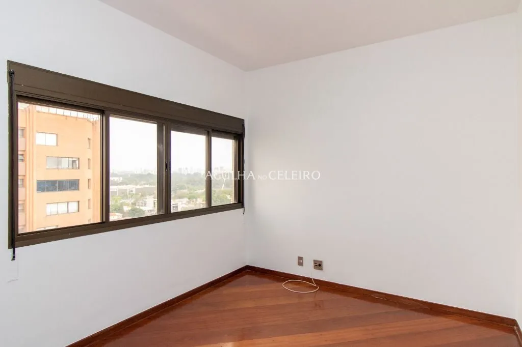 Locação/Jardim Paulista: Vista livre – AP8080