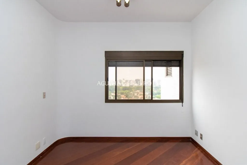 Locação/Jardim Paulista: Vista livre – AP8080