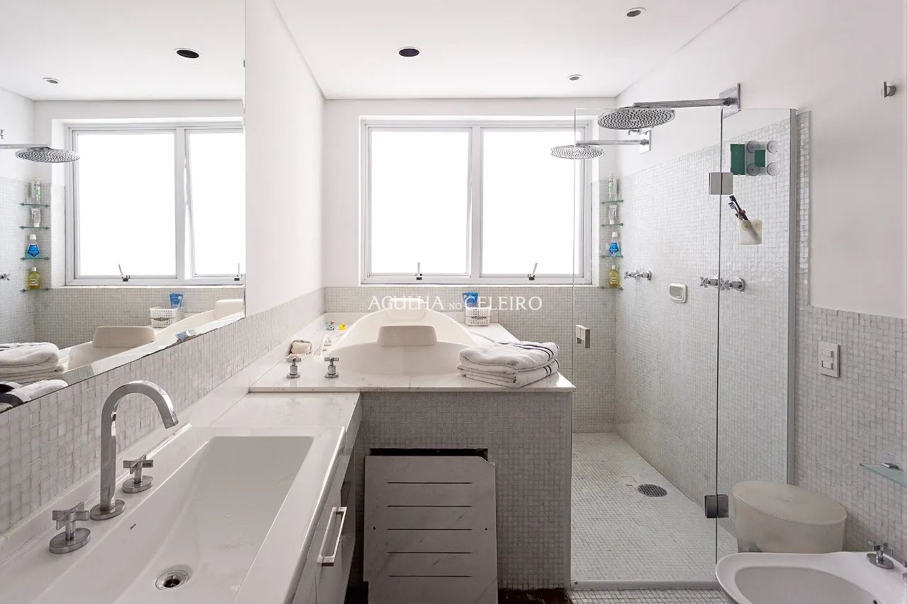 Apartamento reformado à venda no Itaim Bibi. – 16121 - CHM_IMG_1763