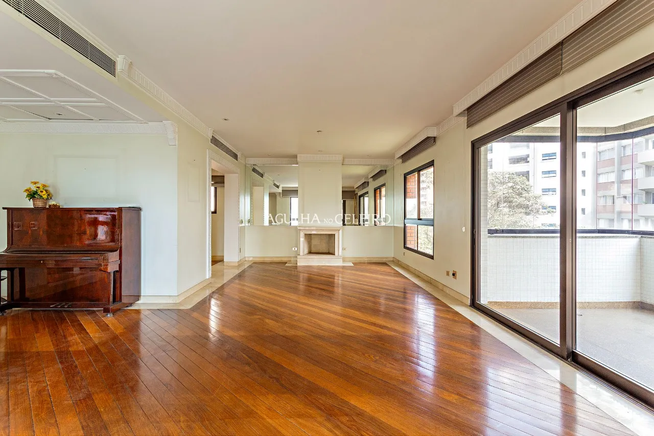 Apartamento para venda ou locação em Moema – 17471