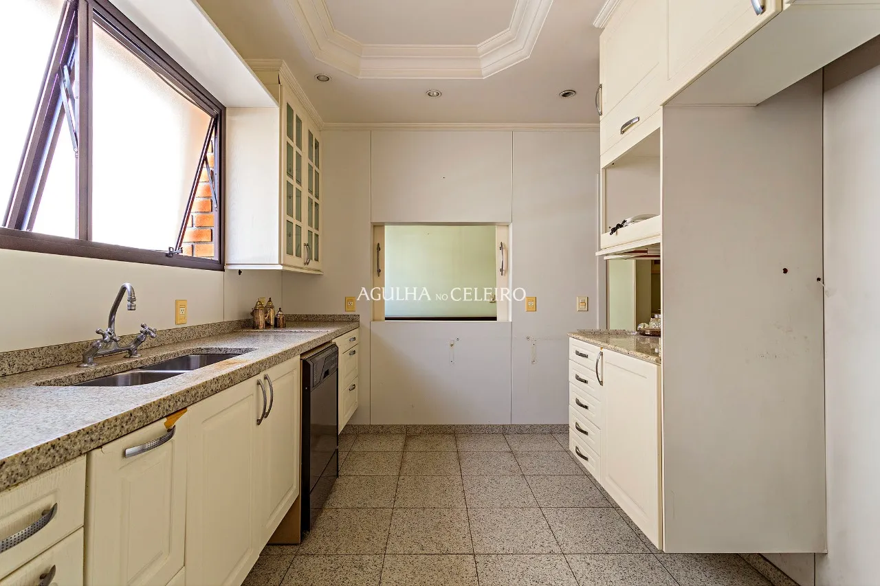 Apartamento para venda ou locação em Moema – 17471