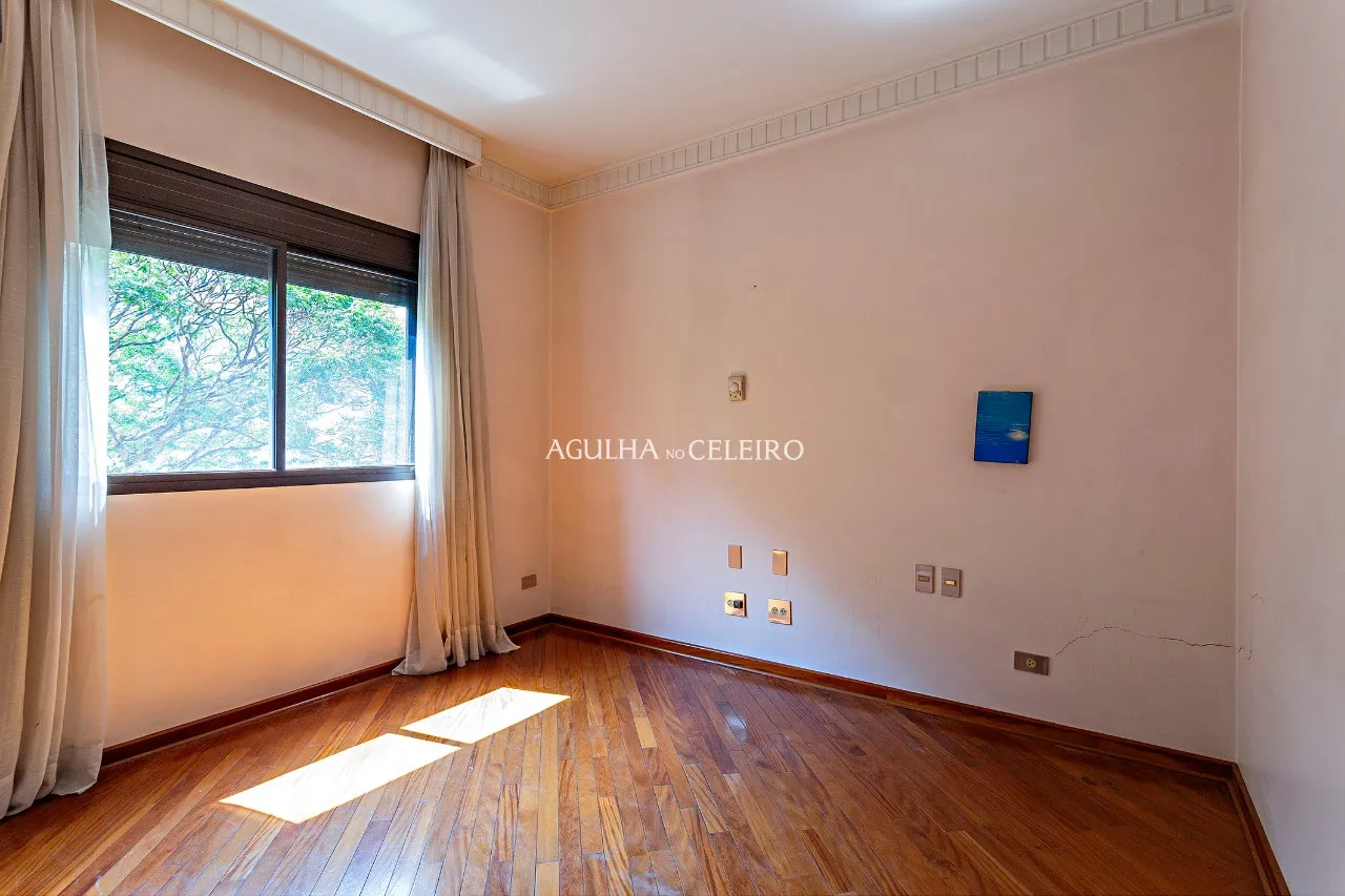 Apartamento para venda ou locação em Moema – 17471