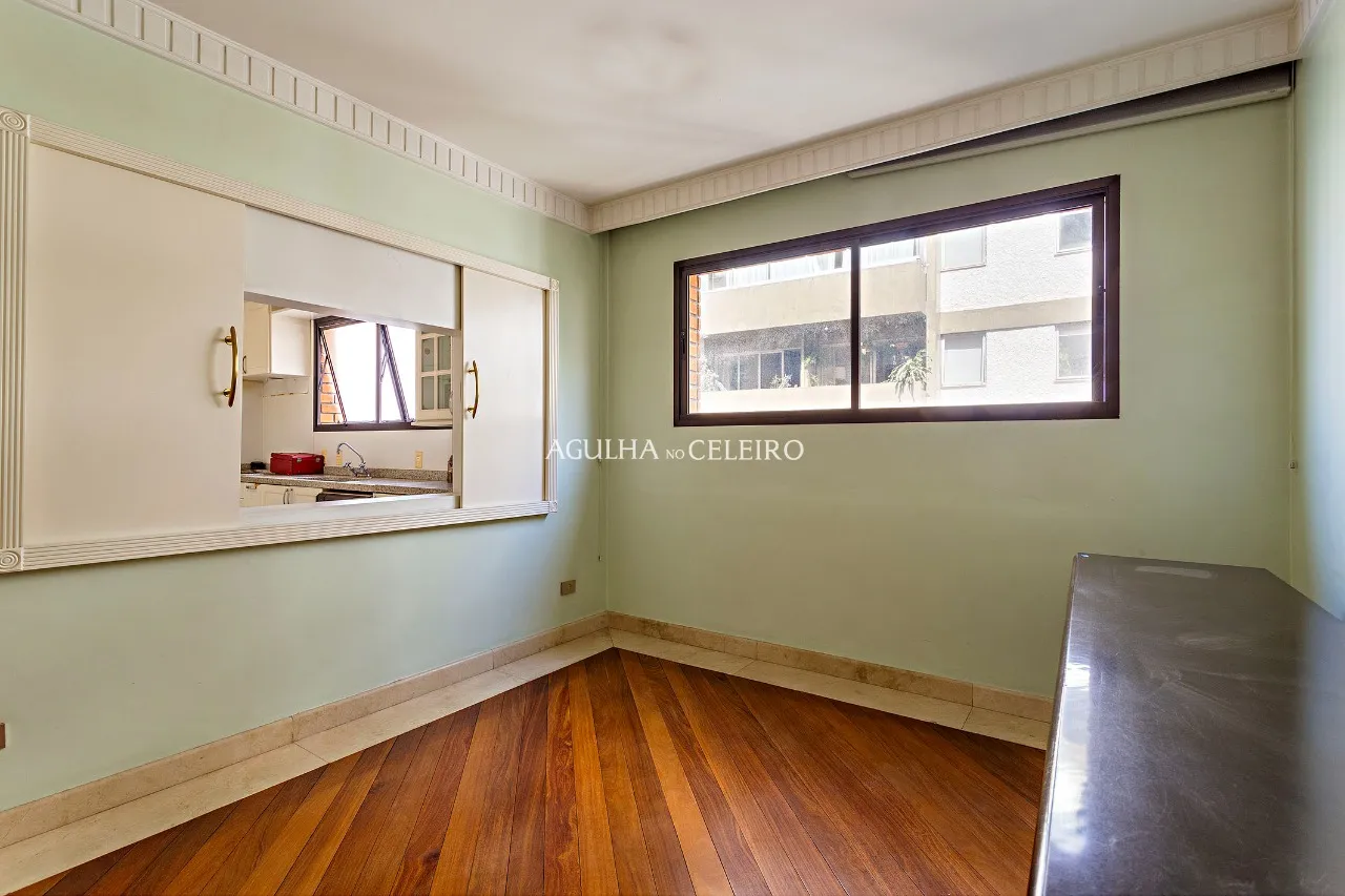Apartamento para venda ou locação em Moema – 17471