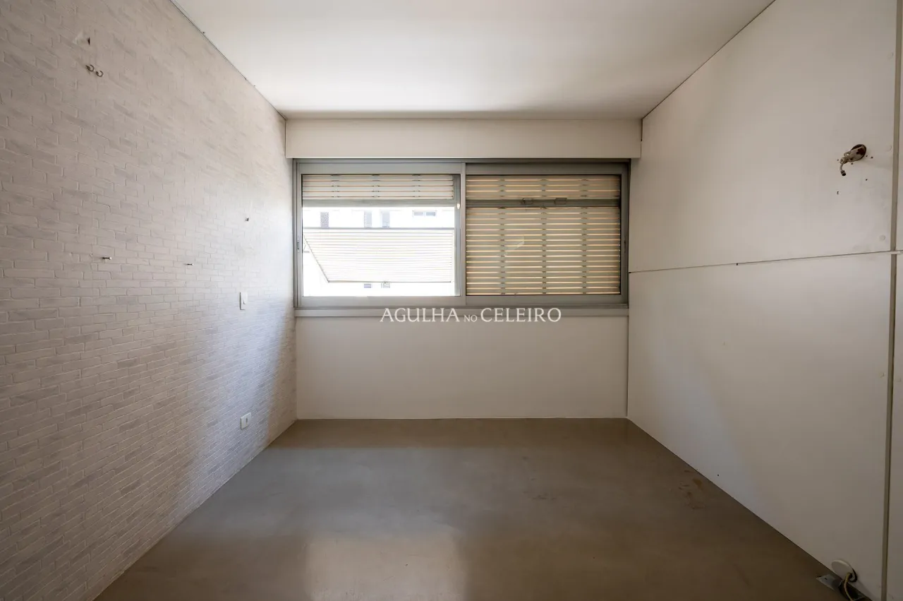 Apartamento reformado à venda no melhor do Jardim América. – AP2980