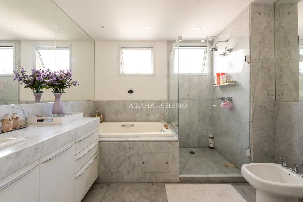 Apartamento sofisticado à venda no Campo Belo – AP8613
