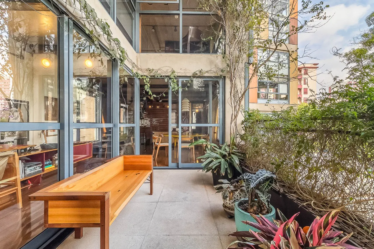 apartamento-duplex-descolado-com-muita-iluminacao-natural-em-rua-sem-saida-da-vila-madalena-16310-5