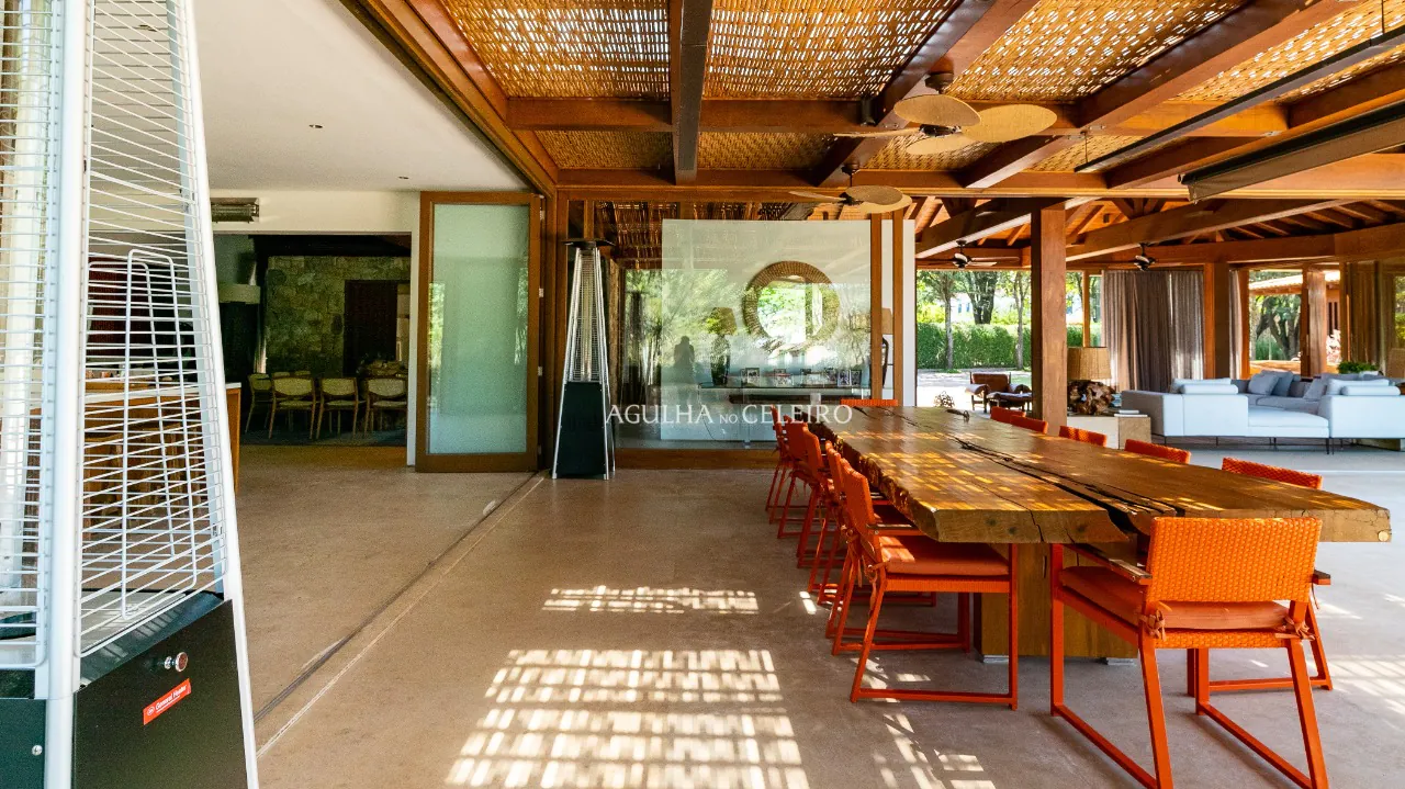 Casa moderna surpreendente no melhor da Fazenda Boa Vista – 12723