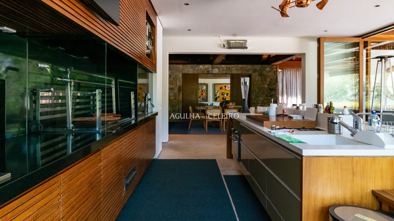 Casa moderna surpreendente no melhor da Fazenda Boa Vista – 12723