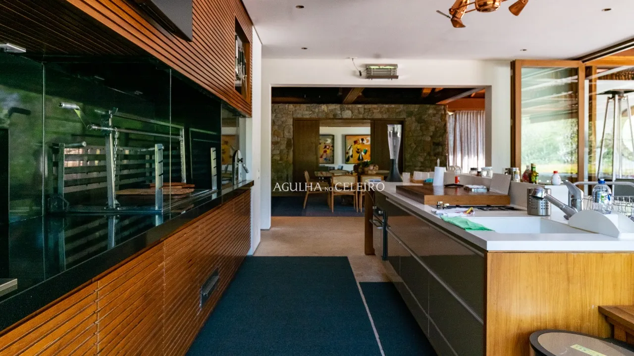 Casa moderna surpreendente no melhor da Fazenda Boa Vista – 12723