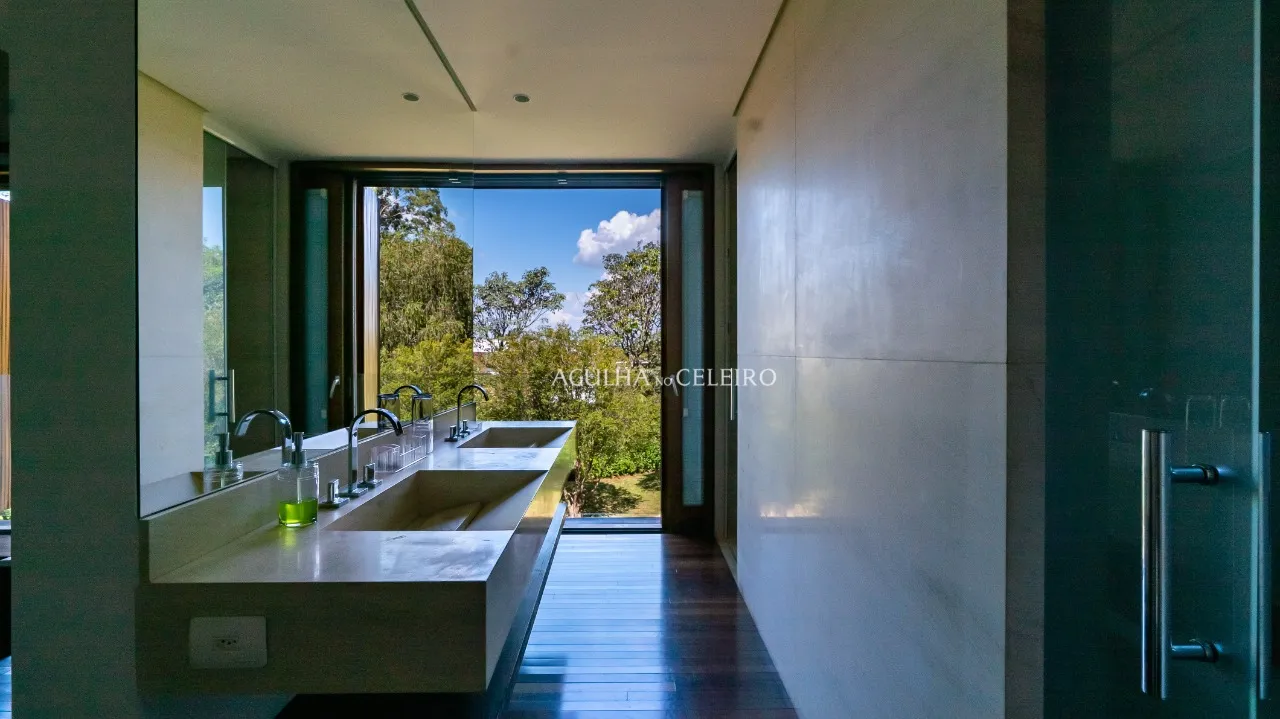Casa moderna surpreendente no melhor da Fazenda Boa Vista – 12723