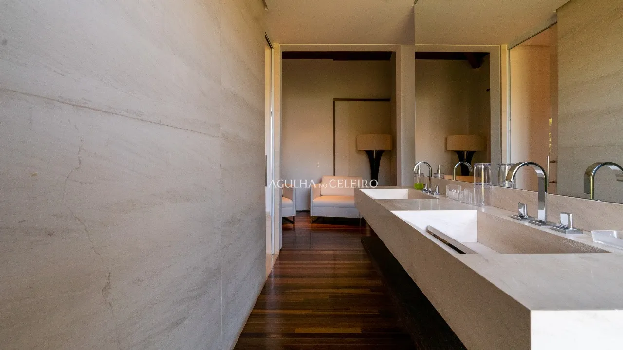 Casa moderna surpreendente no melhor da Fazenda Boa Vista – 12723