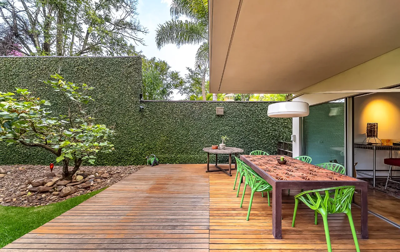 A única casa projetada pelos Irmãos Campana no mundo está aqui, no Jardim América. – 12728 - IMG_0020