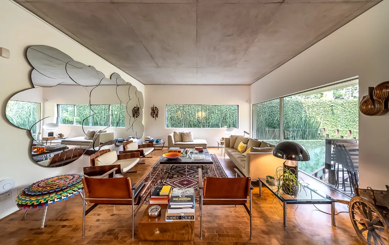 A única casa projetada pelos Irmãos Campana no mundo está aqui, no Jardim América. – 12728 - IMG_0008