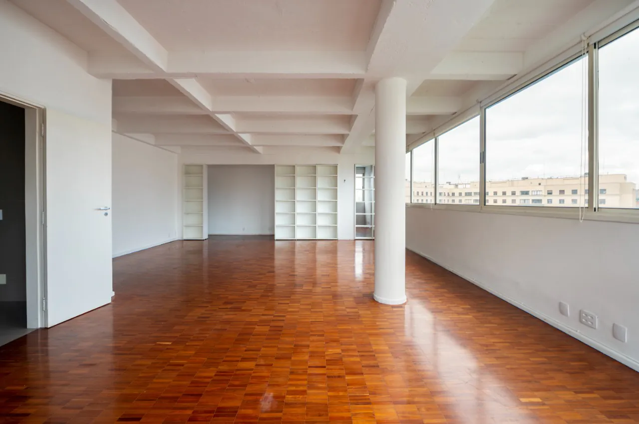 Apartamento amplo para reforma à venda no Jardim Europa – 13752