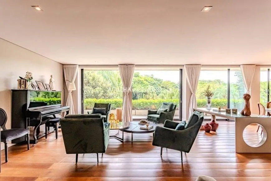 Casa com piscina à venda em Cidade Jardim – 16081