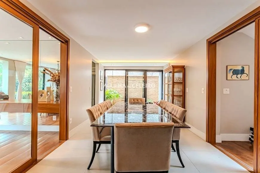 Casa com piscina à venda em Cidade Jardim – 16081