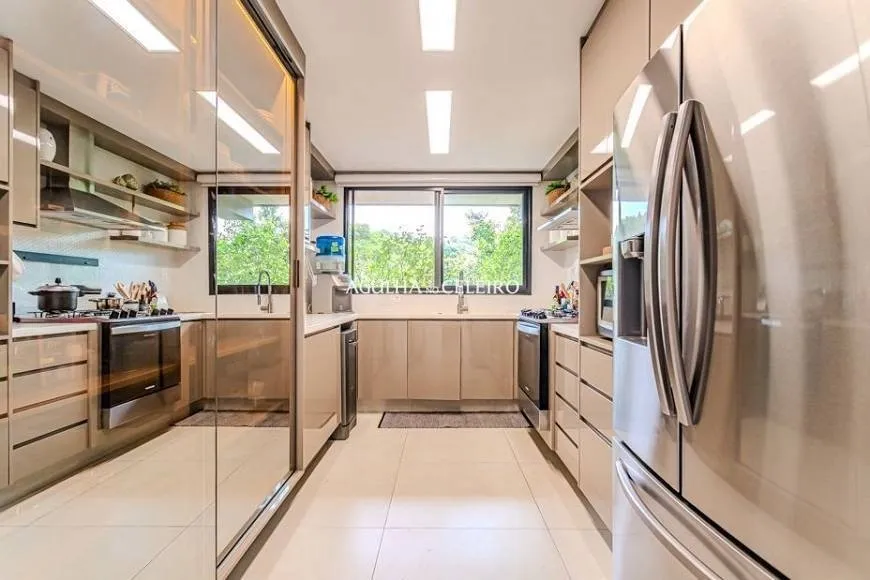 Casa com piscina à venda em Cidade Jardim – 16081