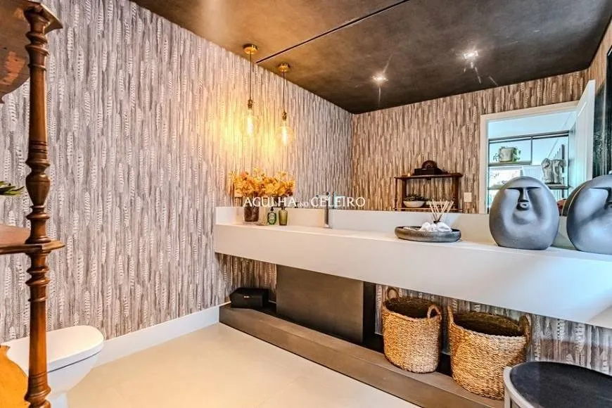 Casa com piscina à venda em Cidade Jardim – 16081