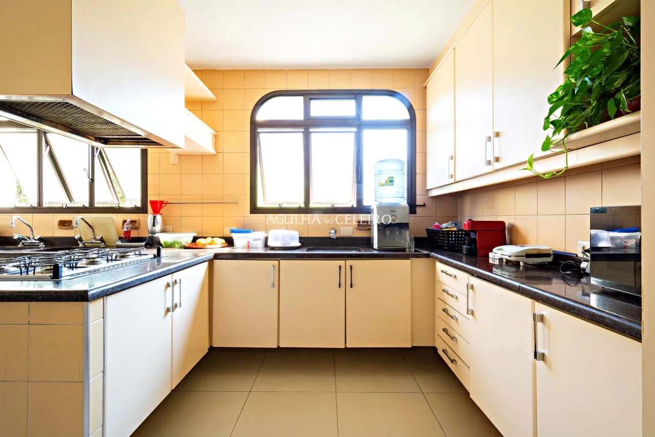 Apartamento espaçoso à venda no Jardim América – 16325 - DSC_5064