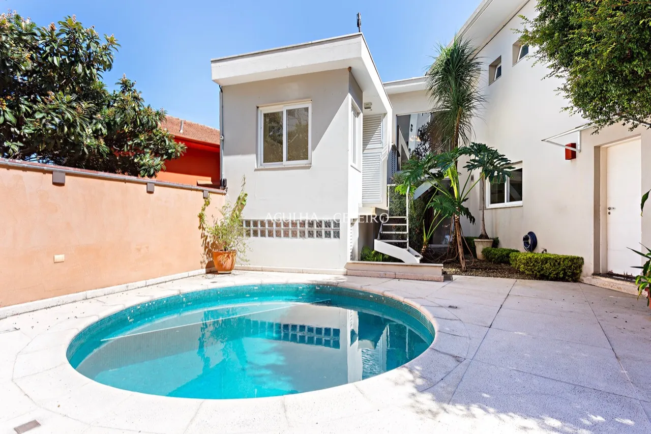 Casa à venda – Alto de Pinheiros – 16358 - Casa-a-venda-no-Alto-de-Pinheiros-com-piscina-Agulha-No-Celeiro0807