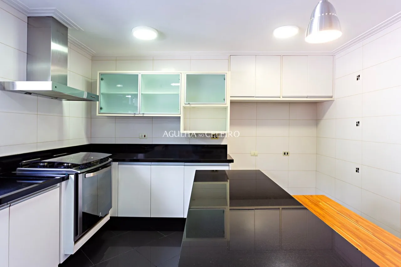 Casa à venda – Alto de Pinheiros – 16358 - Casa-a-venda-no-Alto-de-Pinheiros-com-piscina-Agulha-No-Celeiro0784